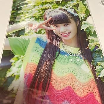 Girls2 原田都愛　直筆サイン入り　アクスタ　新品未使用 直筆サイン入り ！】Girls2原田都愛 プレミアムフォト - メルカリ